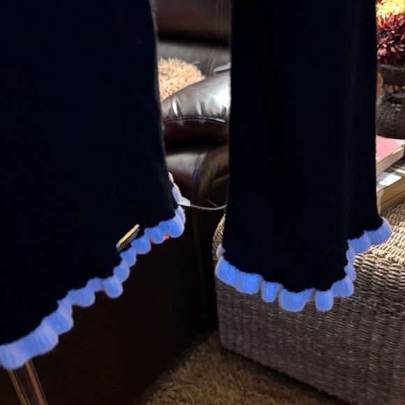 Calvin Klein Black Turtleneck Sweater white ruffle trim at neck cuffs bottom XL - Picture 5 of 8